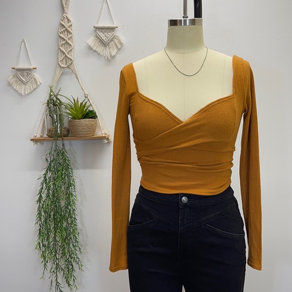 Urban Outfitters Tops - Urban Outfitters Crop Top